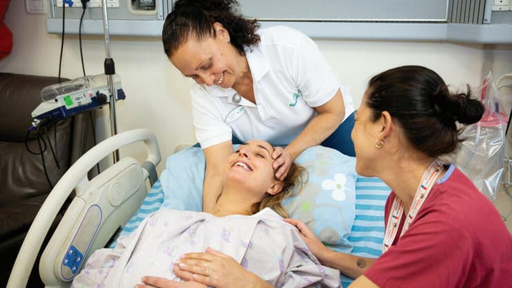 טיפולי רפואה משלימה בחדרי הלידה במאיר