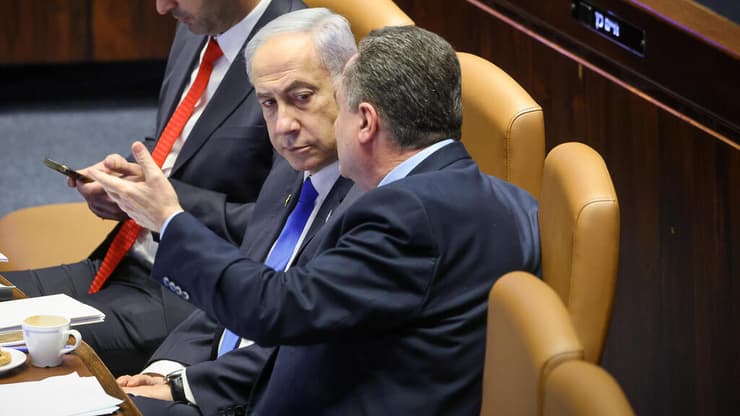 נתניהו וכ"ץ. יחתמו על הסדרה בלבנון? (צילום: נועם מושקוביץ / דוברות הכנסת) מליאת הכנסת