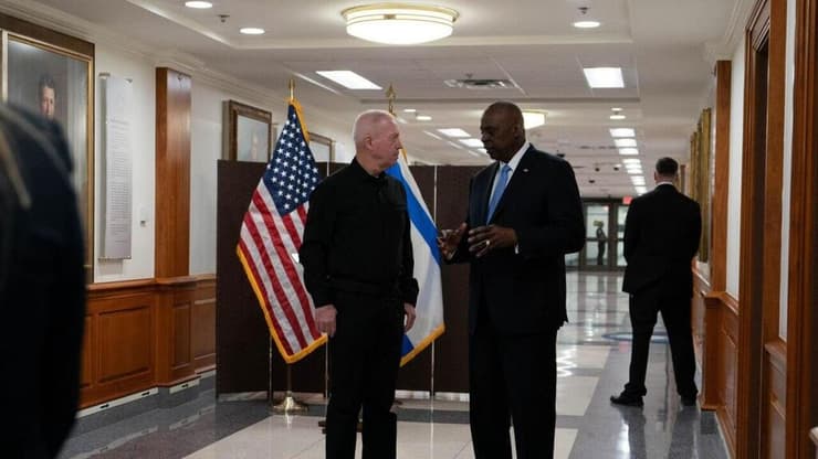 יואב גלנט בפגישה עם לויד אוסטין בפנטגון