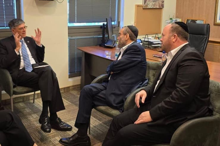 יו"ר ועדת הכספים ח"כ משה גפני במפגש עם שגריר ארה"ב בישראל ג'ק לו