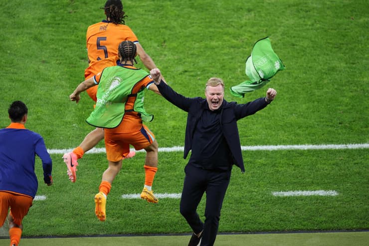 קומאן באקסטזה (צילום: Ronny HARTMANN / AFP) קומאן