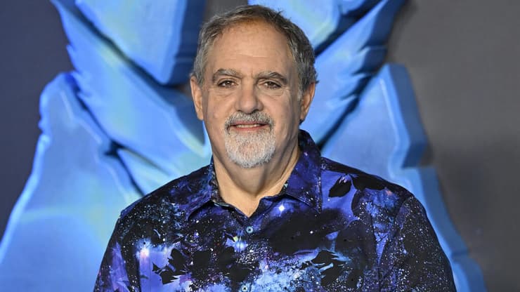 ג'ון לנדאו (צילום: Gareth Cattermole/Getty Images for Disney) ג'ון לנדאו