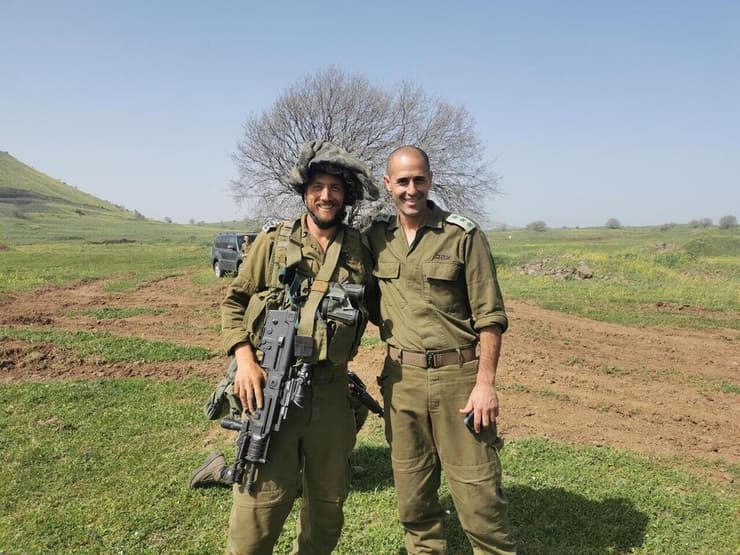 אסף נווה שקיבל הנשק של אל״מ רועי יוסף לוי ז״ל