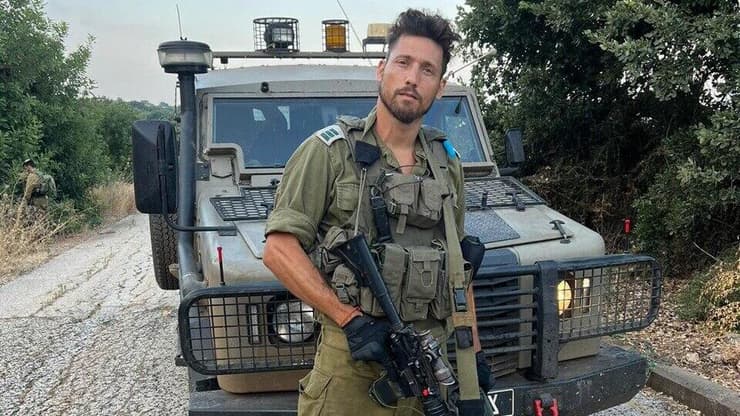 אסף נווה שקיבל הנשק של אל״מ רועי יוסף לוי ז״ל