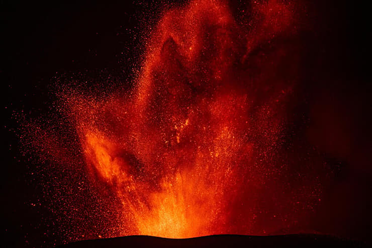 התפרצות הר אטנה שהתרחשה לאחרונה