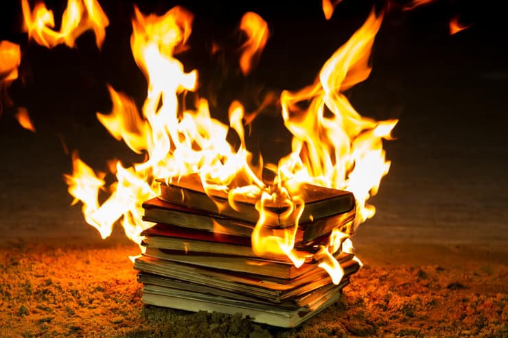 שריפת ספרים