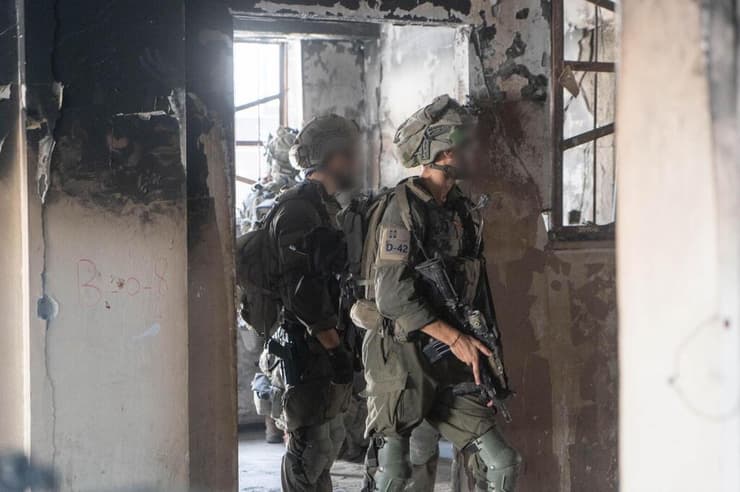 תיעוד מפעילות כוחות מגלן ואגוז