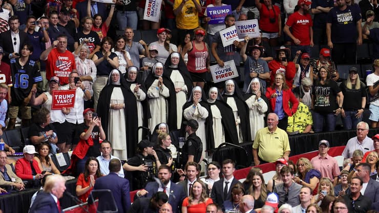 עצרת בחירות של נשיא ארה"ב לשעבר דונלד טראמפ ב מישיגן גרנד רפדיס