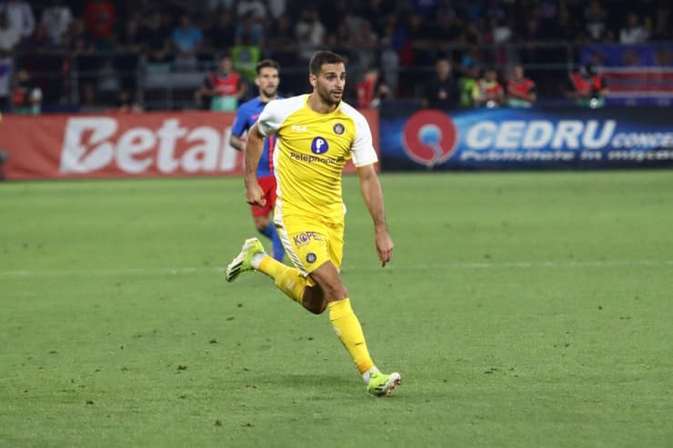 פערים מול בית"ר. אבישי כהן (צילום באדיבות מכבי ת"א) סטיאווה בוקרשט מכבי ת"א