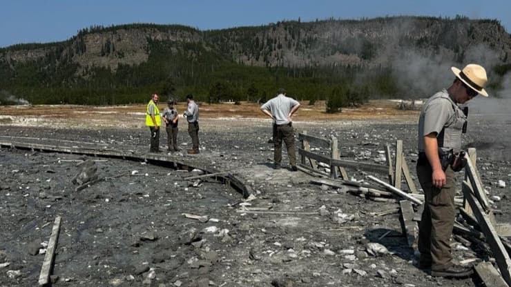 צוות הפארק הלאומי ילוסטון אומד את נזקי ההתפרצות שאירעה בו