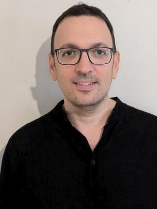 עומרי אריאל