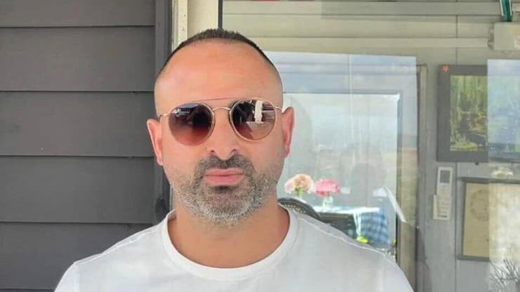 שחאדה. נרצח בשל עבודתו כמאבטח על מקום שספג איומים