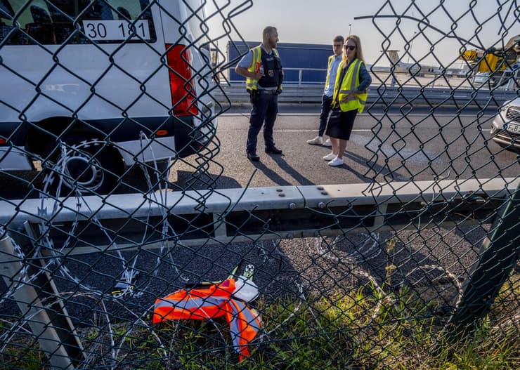 ביטולי טיסות בנמל התעופה של פרנקפורט גרמניה בגלל מחאת פעילי אקלים