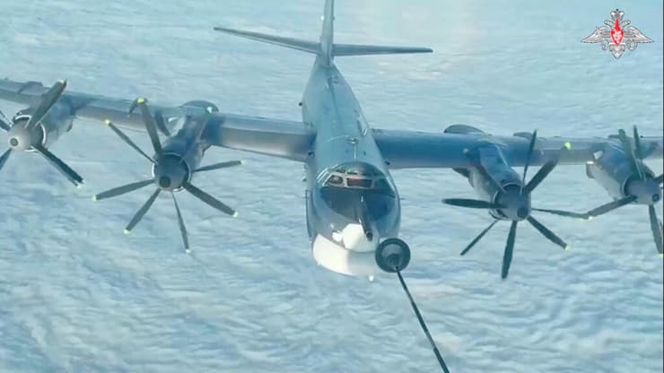 מפציץ רוסי מול חופי אלסקה בתיעוד שהפיץ משרד ההגנה של רוסיה
