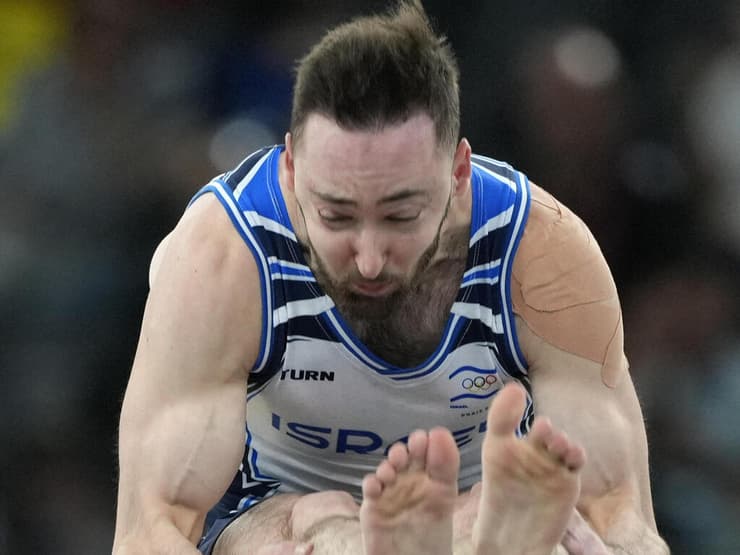 המתעמל הישראלי ארטיום דולגופיאט