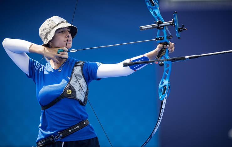 הקשתית מיכאלה משה