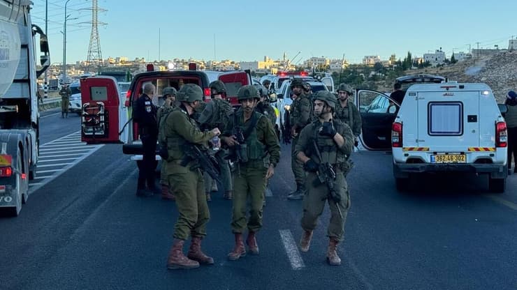 כוחות צה"ל בזירת הפיגוע