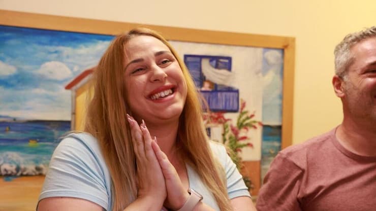 אשתו ומשפחתו של פיטר פלצ'יק לאחר הזכייה במדליה