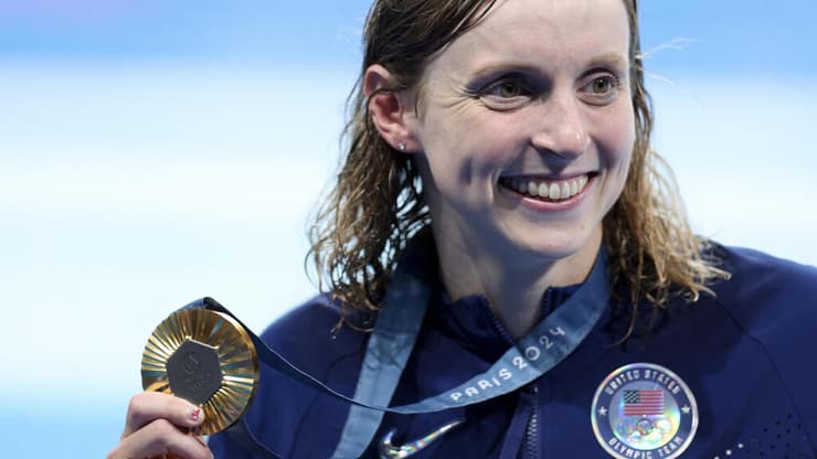 חוד החנית של בוגרות בית הספר. לדקי (צילום: Adam Pretty/Getty Images) קייטי לדקי