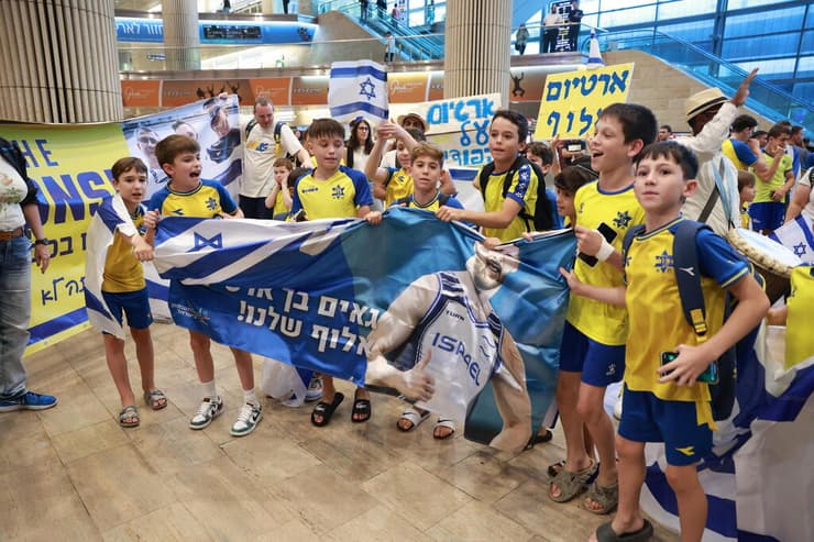 קבלת פנים ארטיום דולגופיאט