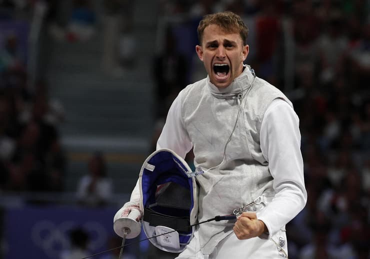 הפך בפריז לסייף היהודי הראשון שזוכה במדלית אישית. אטקין (צילום: REUTERS/Maye-E Wong) אטקין