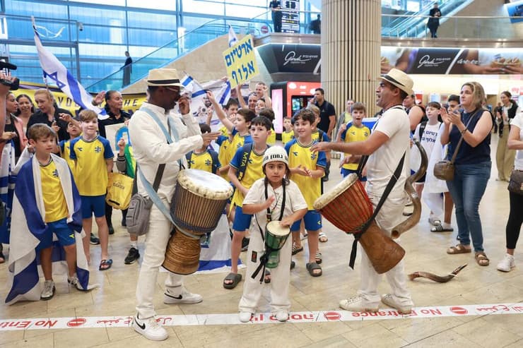 קבלת פנים ארטיום דולגופיאט