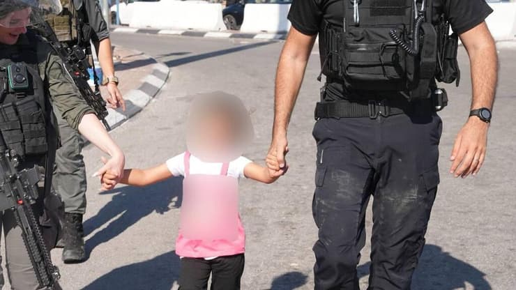 פעוטה שנחלצה