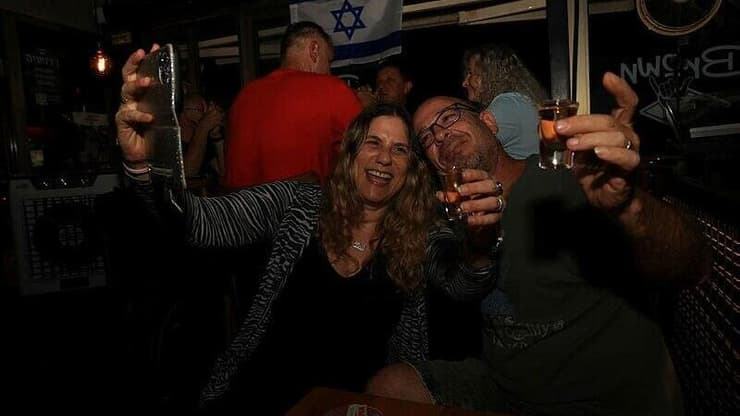 עדי פרי וטל ויינר פרי בליינים בחיפה בצל ההסלמה הביטחונית