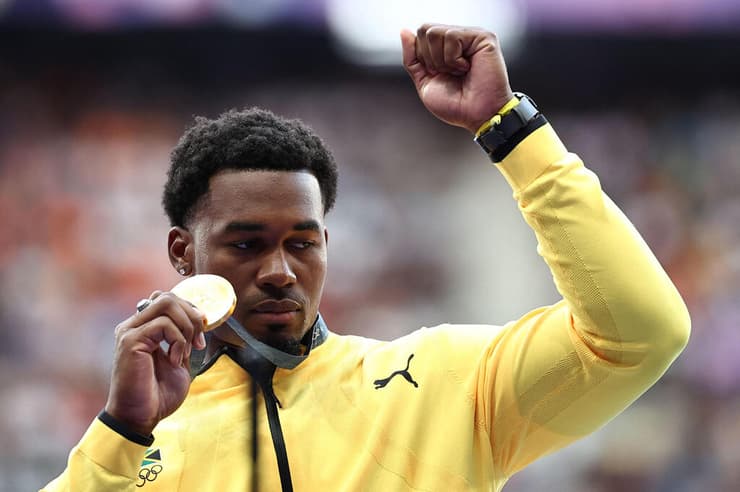 רוג'ה סטונה (צילום: Christine POUJOULAT / AFP) רוג'ה סטונה