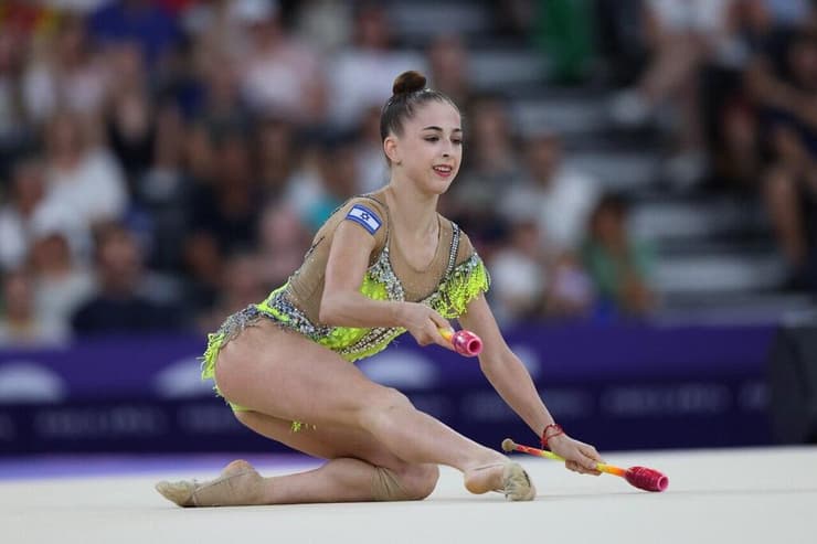 אטמנוב. ניכר שיפור מהתרגיל השני (צילום: עוז מועלם) אטמנוב