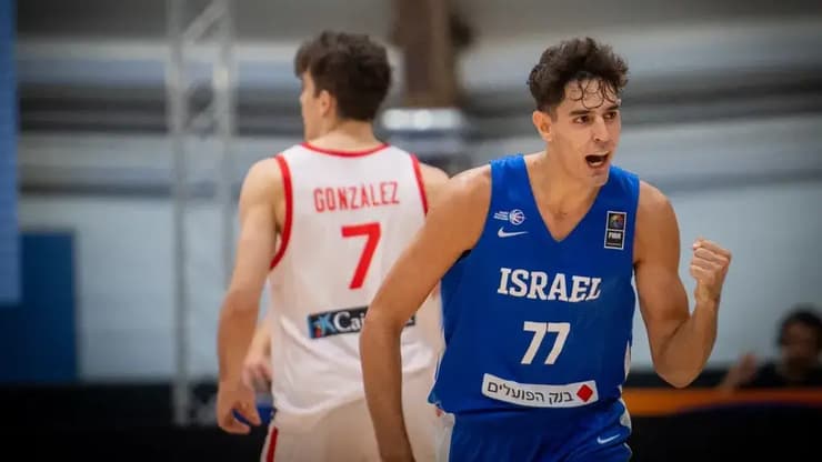 ממוצעים סנסציוניים מול ספרד וסרביה. שרף (צילום: אתר פיב"א) בן שרף