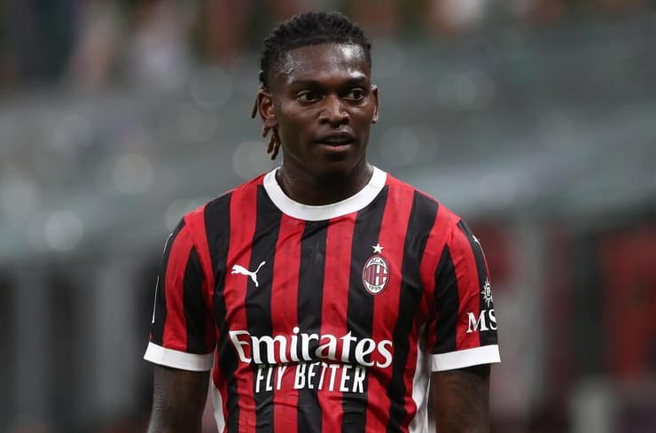 השחקן המסעיר ביותר של מילאן. רפאל לאאו (Marco Luzzani/Getty Images) שחקן מילאן רפאל לאאו