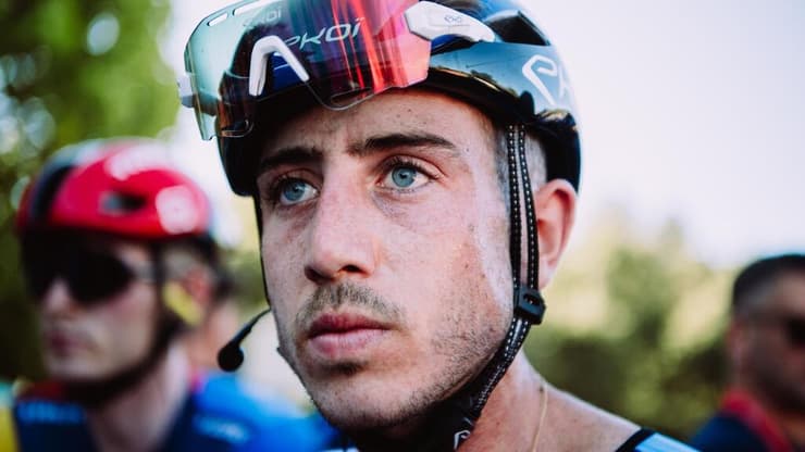 "ניצלתי מההתרסקות הגדולה 3 ק"מ לסיום". רייסברג בקו הסיום (צילום: נועה ארנון) רייסברג בקו הסיום