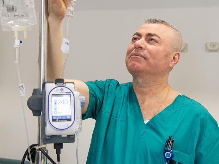 עיסא מועלם, אח במחלקת אשפוז פנימי יום, הדסה עין-כרם