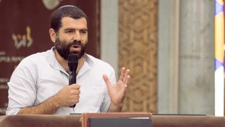 הרב אלחנן שרלו