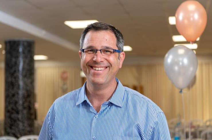 ד"ר צוריאל ראשי. "גילינו כמה יהודים עסקו בדמותם הראויה של מקצועות רבים" (צילום: מאיר אליפור) ד"ר צוריאל ראשי