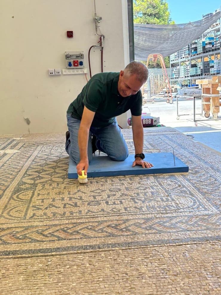 הפסיפס הייחודי שהתגלה ב-2005