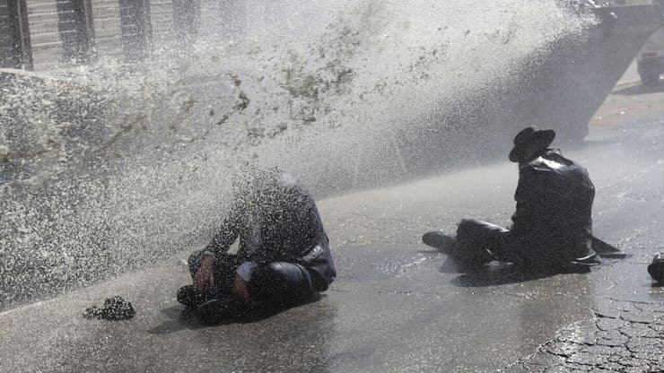 מחאת החרדים מול לשכת הגיוס בירושלים