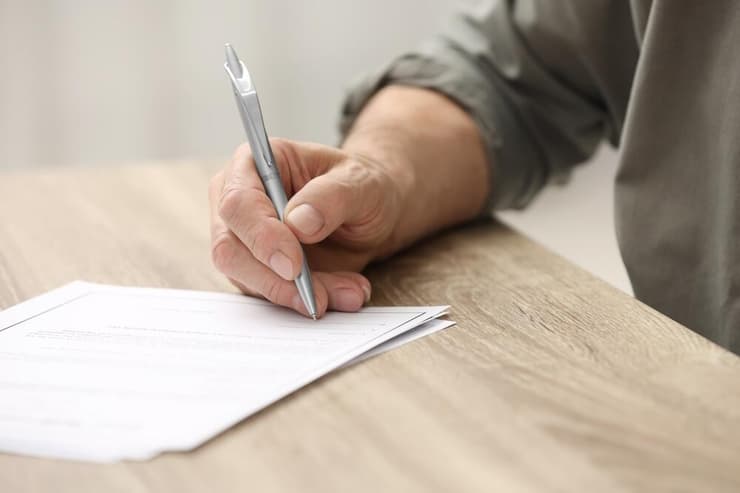 אילוסטרציה (צילום: shutterstock) צוואה