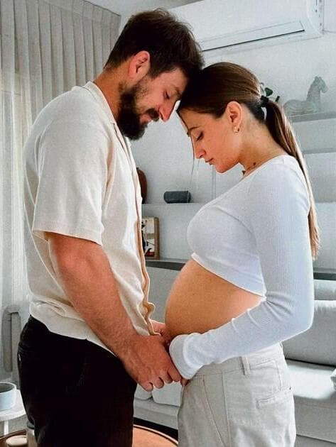 גל מלכה עם בן זוגה, בן רובין