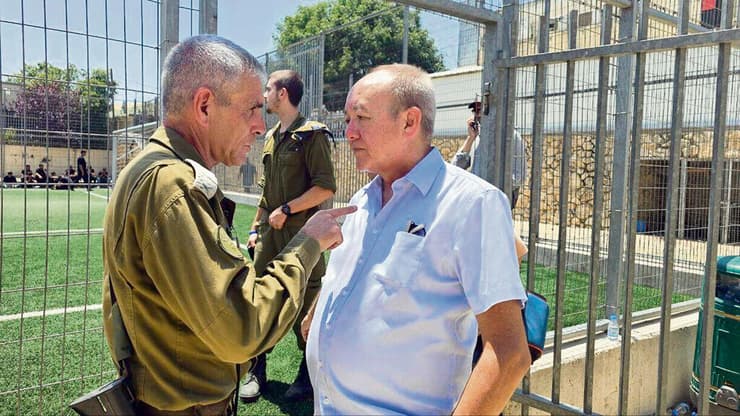 הפרויקטור צ'ייני מרום בביקור בצפון. "אז מה אם מונה לפני חודש? שיציג מינימום עשייה" yk14054867