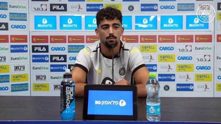 "בכדורגל הכל אפשרי". רביבו (צילום: האתר הרשמי של מכבי ת"א) רוי רביבו