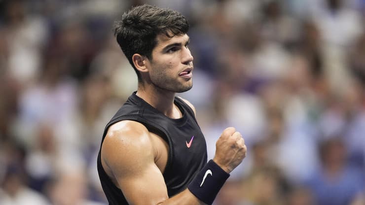 הטניסאי הספרדי קרלוס אלקראס