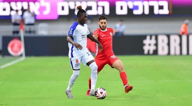 צ'יפיוקה סונגה מול עידו וייר (חגי מיכאלי) צ'יפיוקה סונגה מול עידו וייר