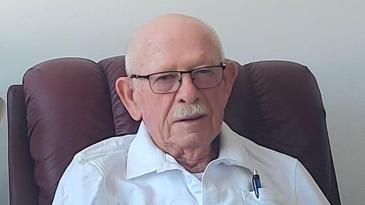 "חרוץ בצורה בלתי רגילה". צבי (השי) רובין ז"ל צבי רובין ז"ל