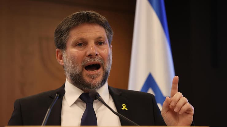 בצלאל סמוטריץ' 