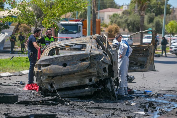 תיעוד מזירת פיצוץ הרכב ברמלה