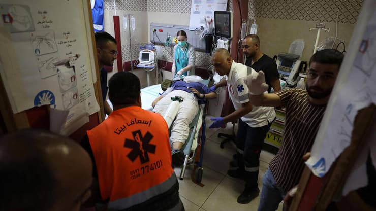 גופת איישנור אזגי אייגי מובלת לבית החולים שכם