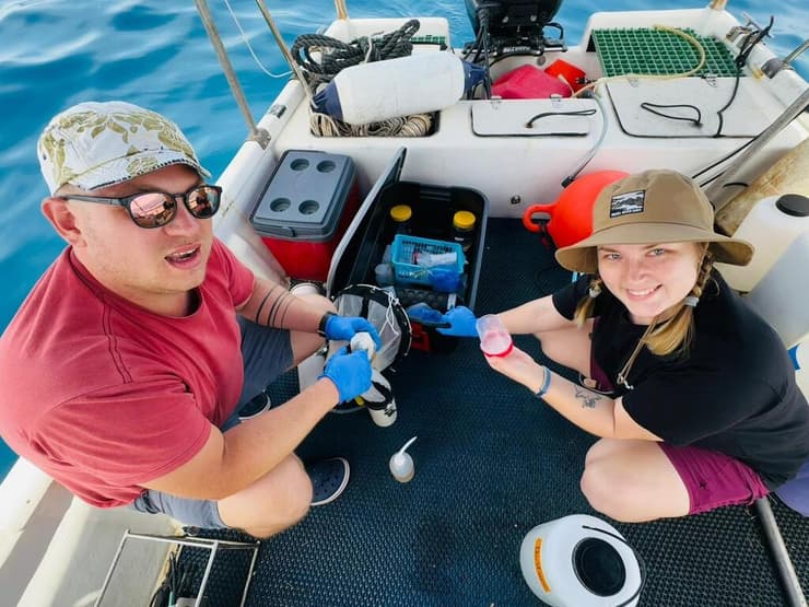 הדוקטורנטית אנסטסיה יקובלבה וד"ר ארסני מורוב 