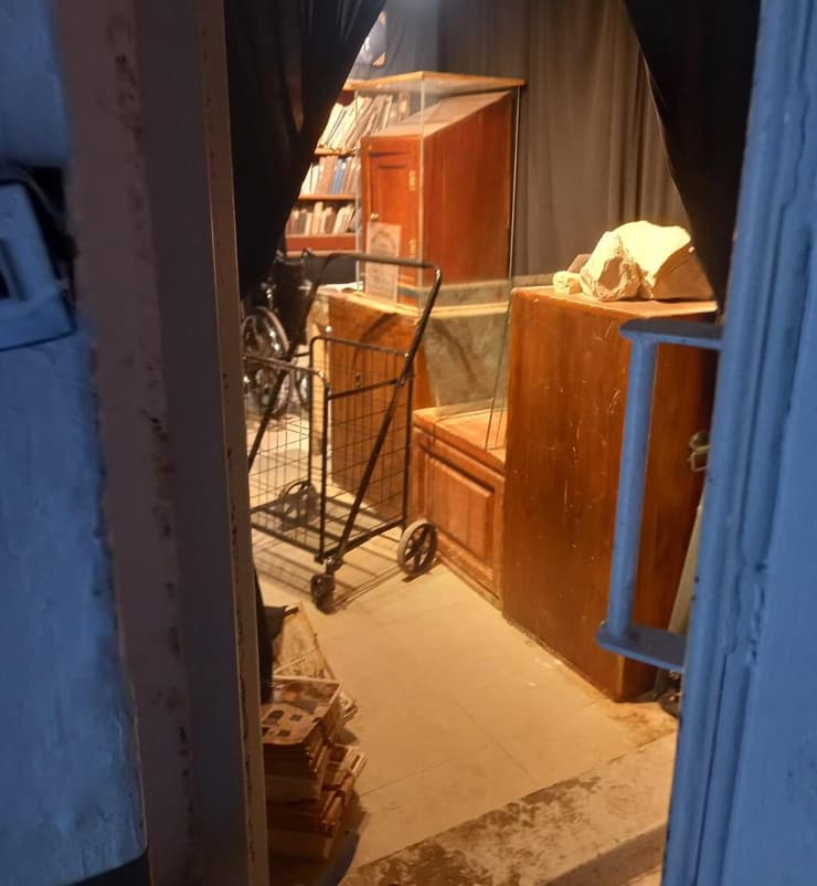 צפת: מקלטים נעולים בזמן מלחמה. סיון איל שיתפה שאביה ב.ן ה 89 הגיע למקלט נעול במהלך אזעקת צבע אדום